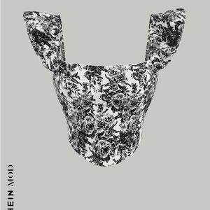 Black and white floral print ruffle crop top